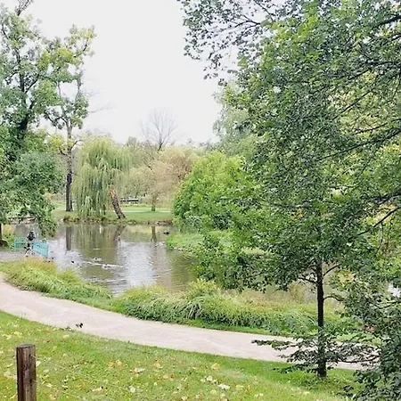 Private 30 Min Walk To Old Center B